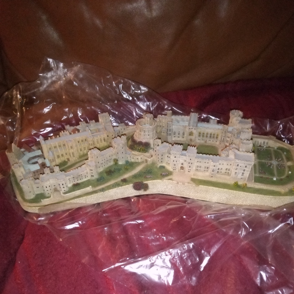 Danbury mint Windsor castle